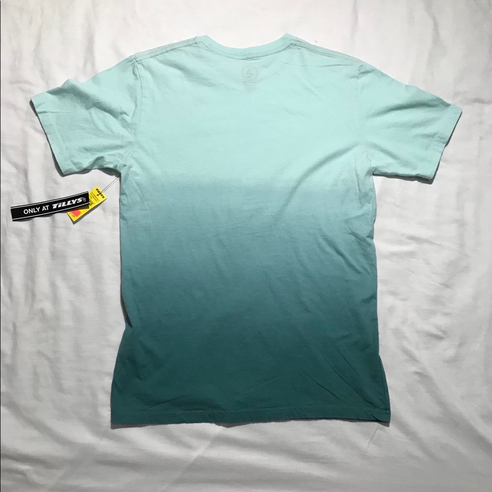 Brand new/never worn, youth boys Volcom    t-shirt